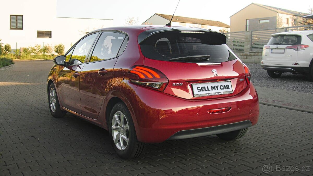 2016 Peugeot 208 - 6