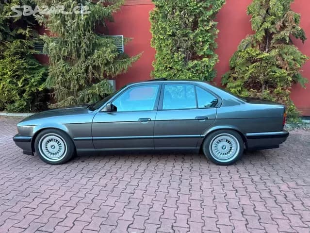 1989 BMW M5 - 6