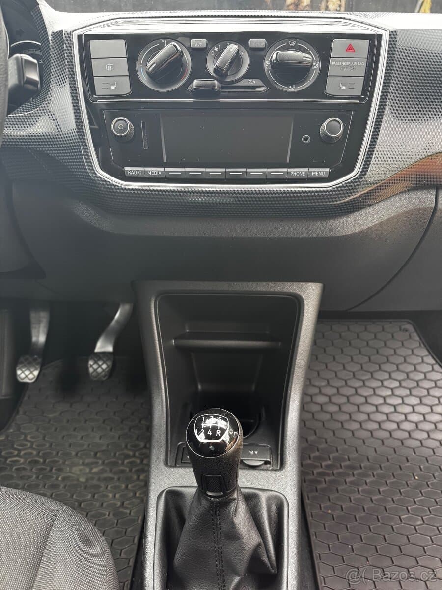 2017 Volkswagen UP! - 6