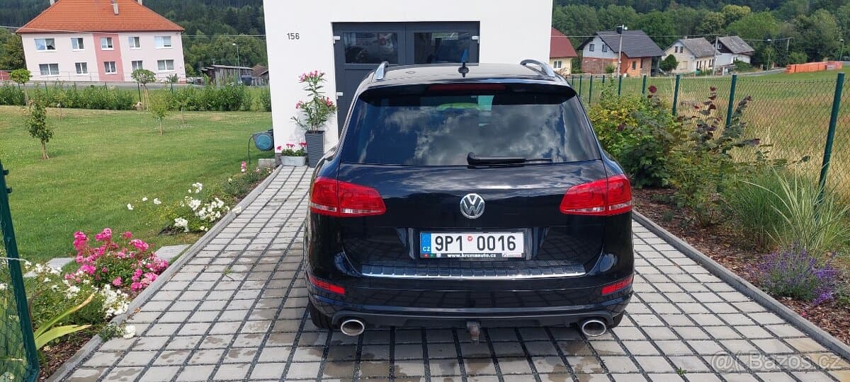 2012 Volkswagen TOUAREG - 6