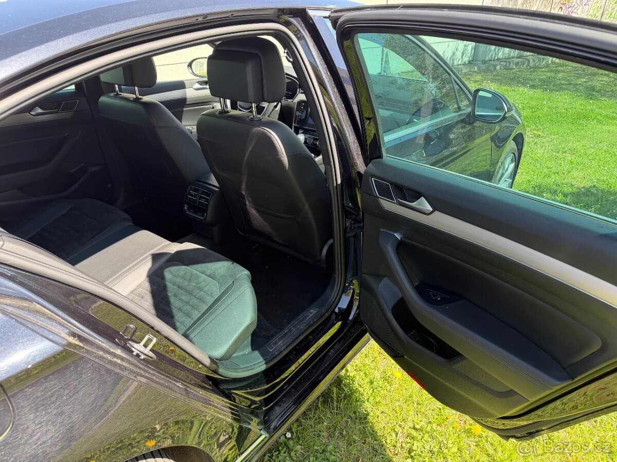 2018 Volkswagen PASSAT - 6