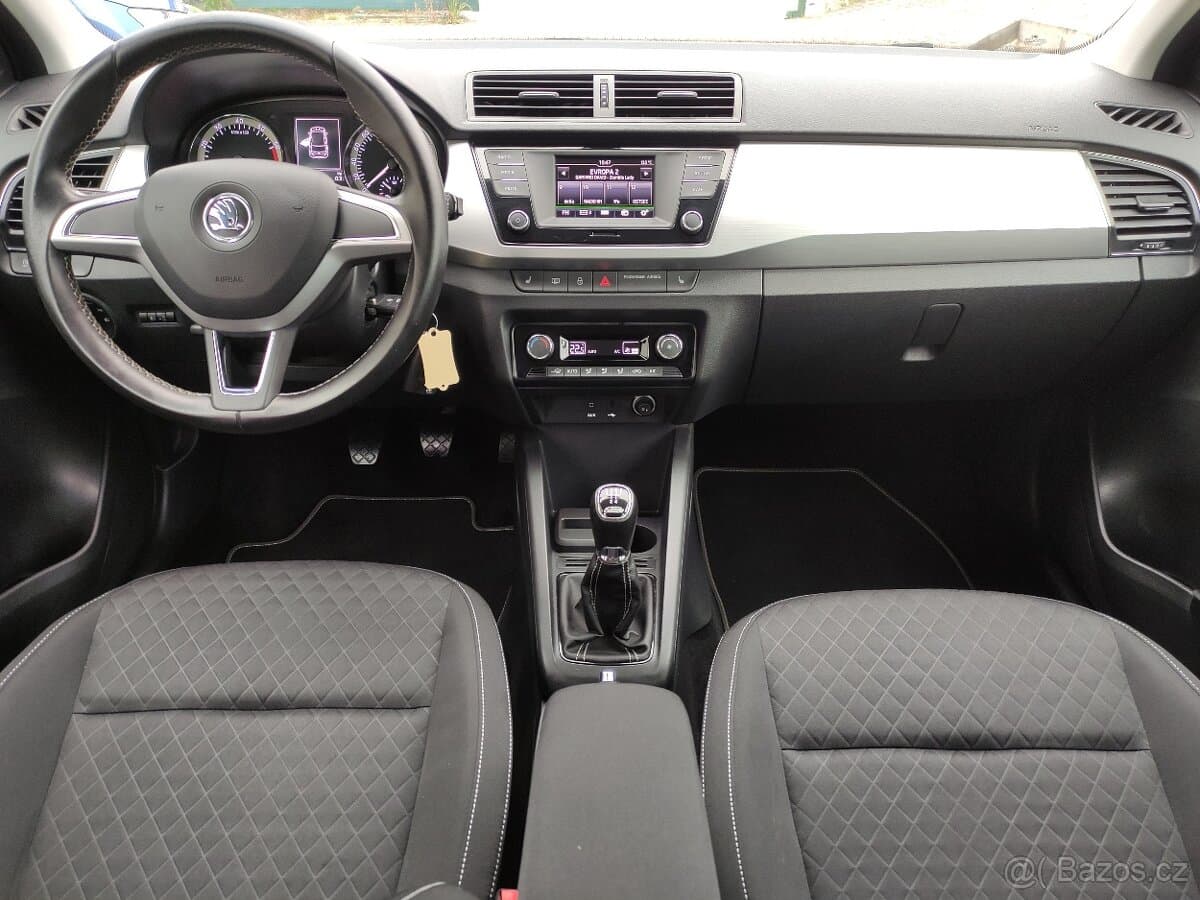 2015 Škoda FABIA - 6