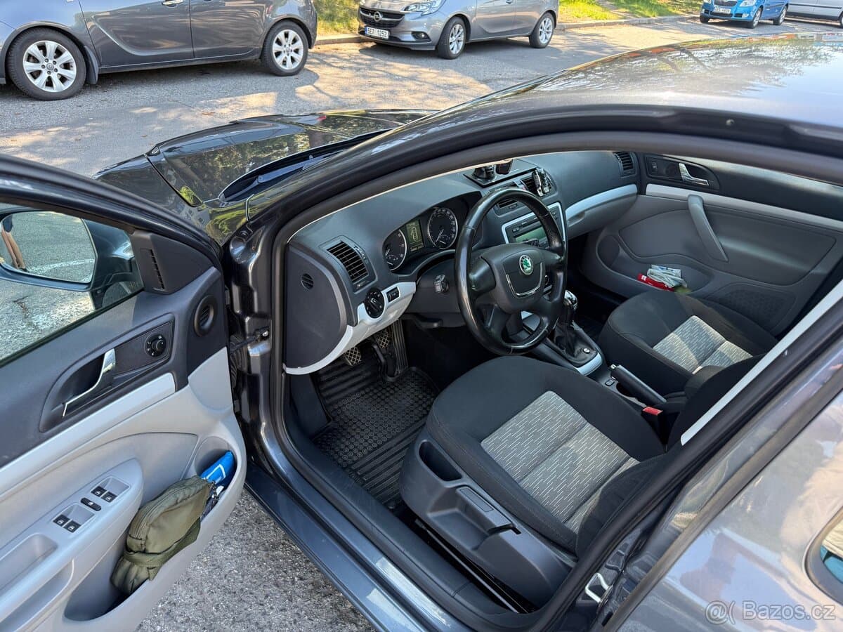 Škoda OCTAVIA - 6