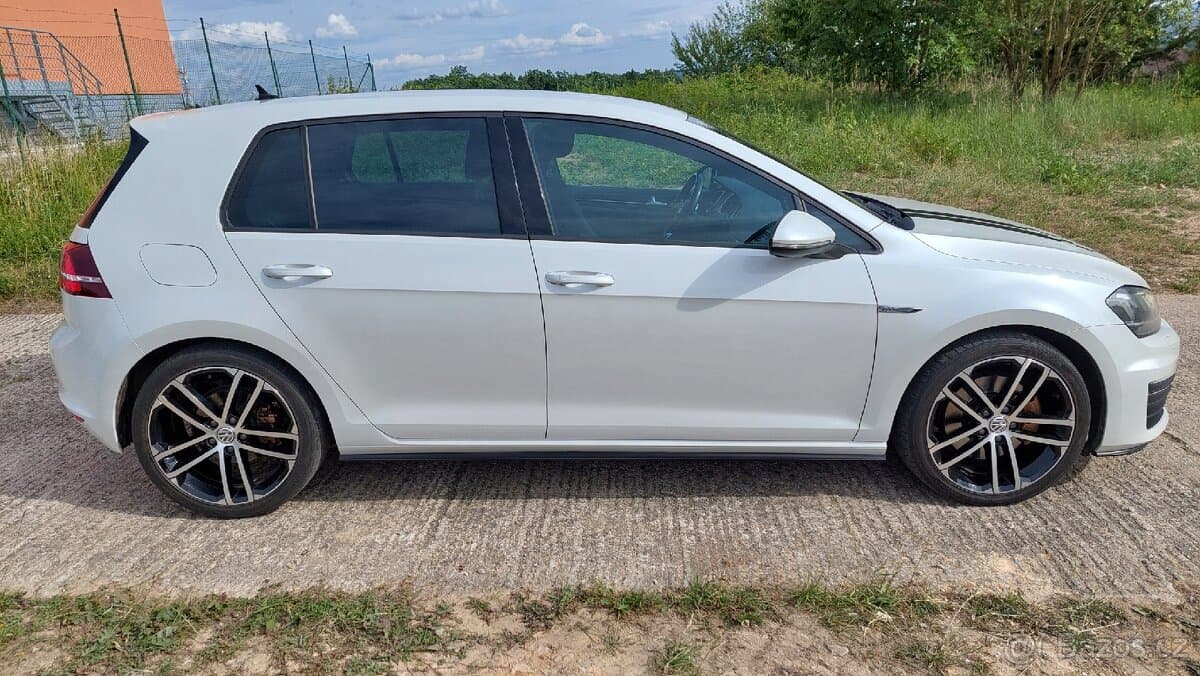2015 Volkswagen GOLF - 6