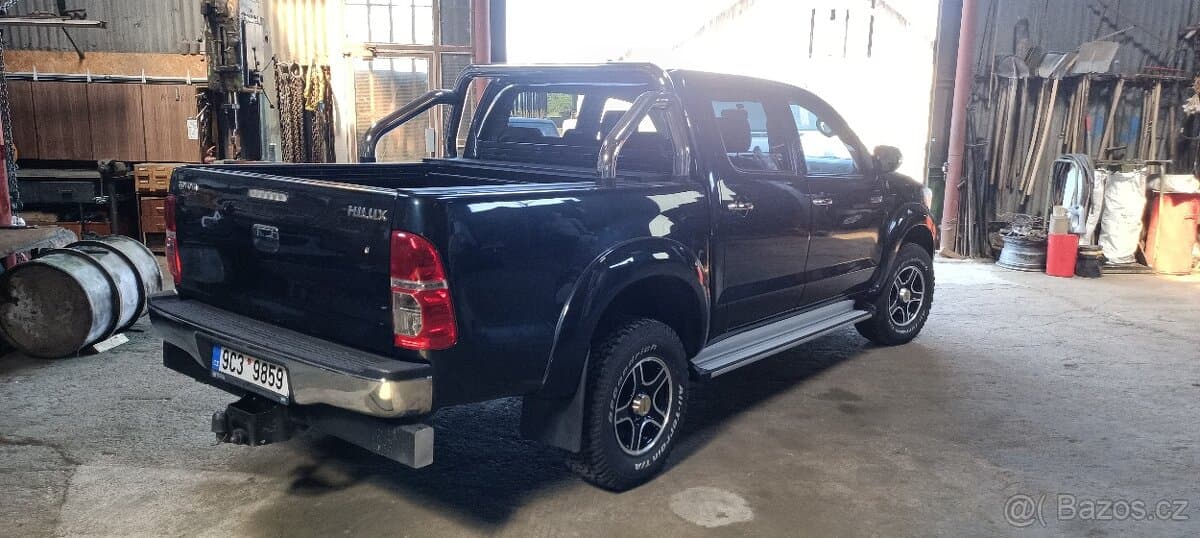 2013 Toyota HILUX - 6