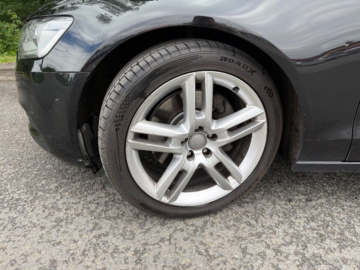 Audi A6 - 6