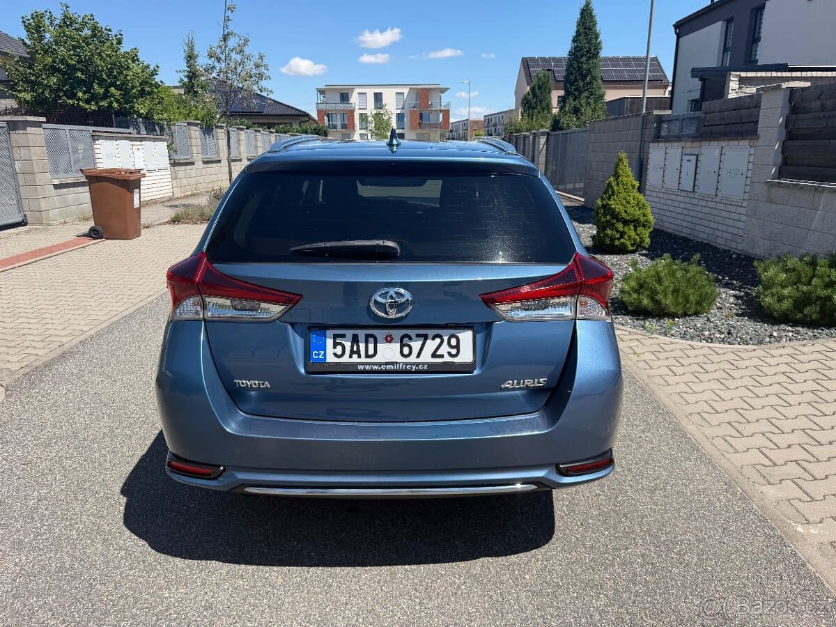 2016 Toyota AURIS - 6