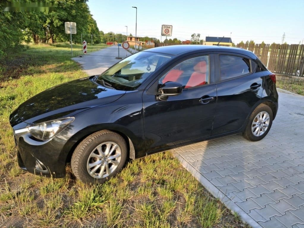 2015 Mazda 2 - 6