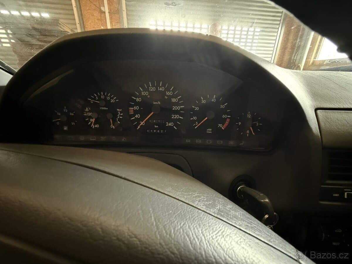 1992 Mercedes-Benz SL - 6