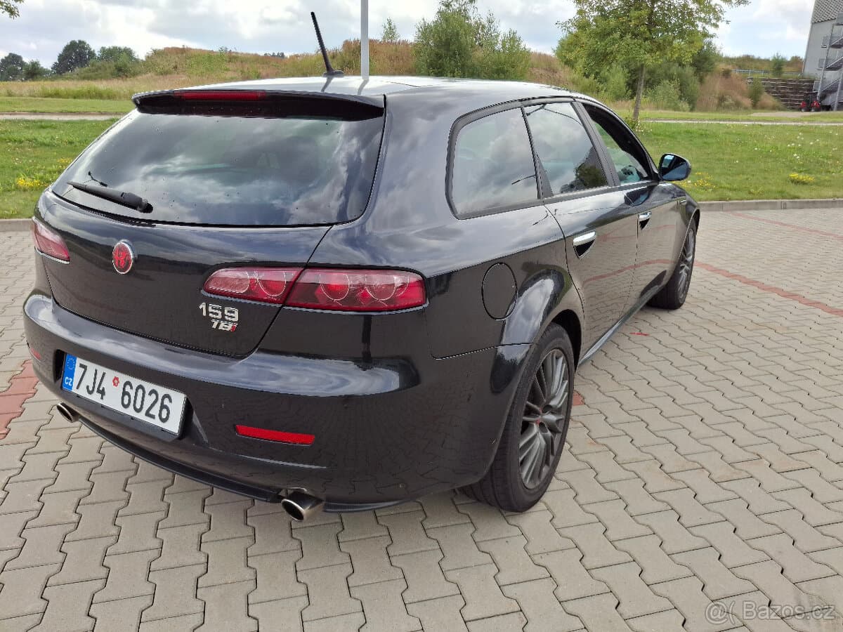 2009 Alfa Romeo 159 - 6