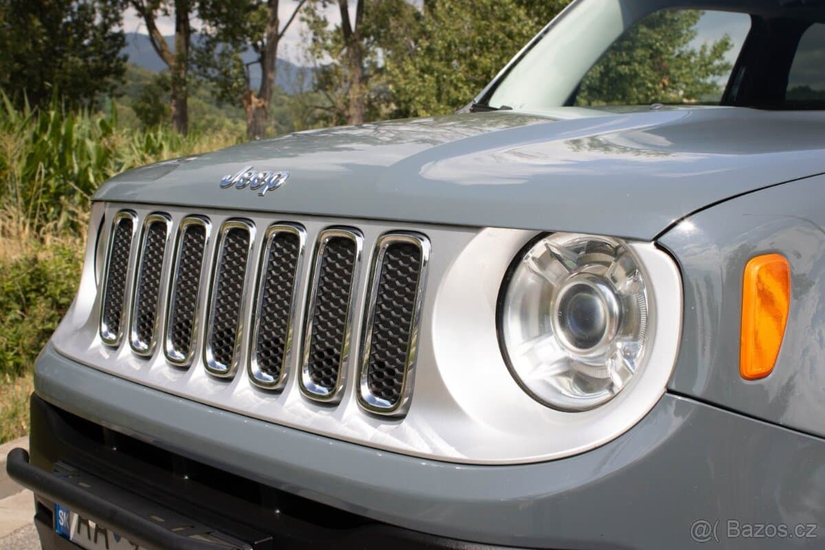 2016 Jeep RENEGADE - 6