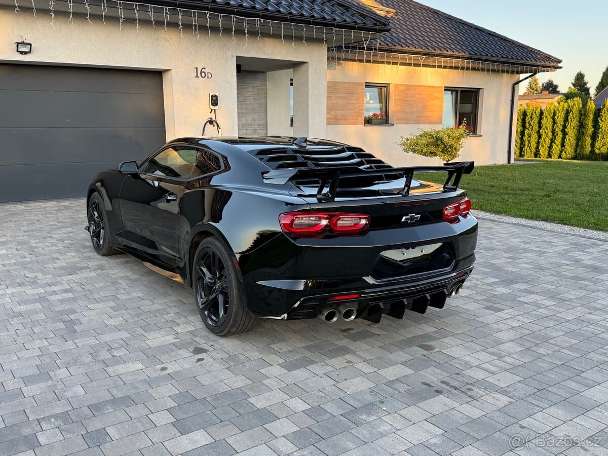 2022 Chevrolet CAMARO - 6