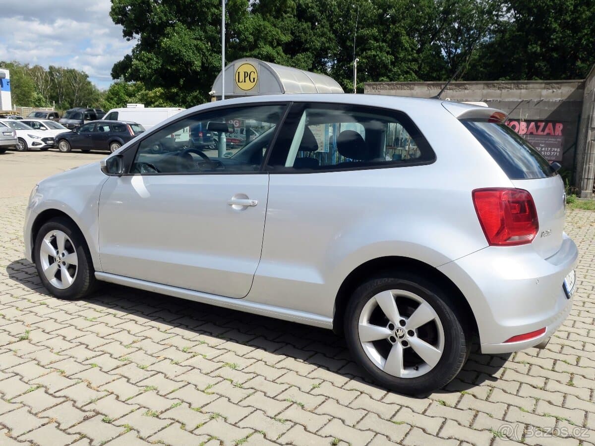 2014 Volkswagen POLO - 6