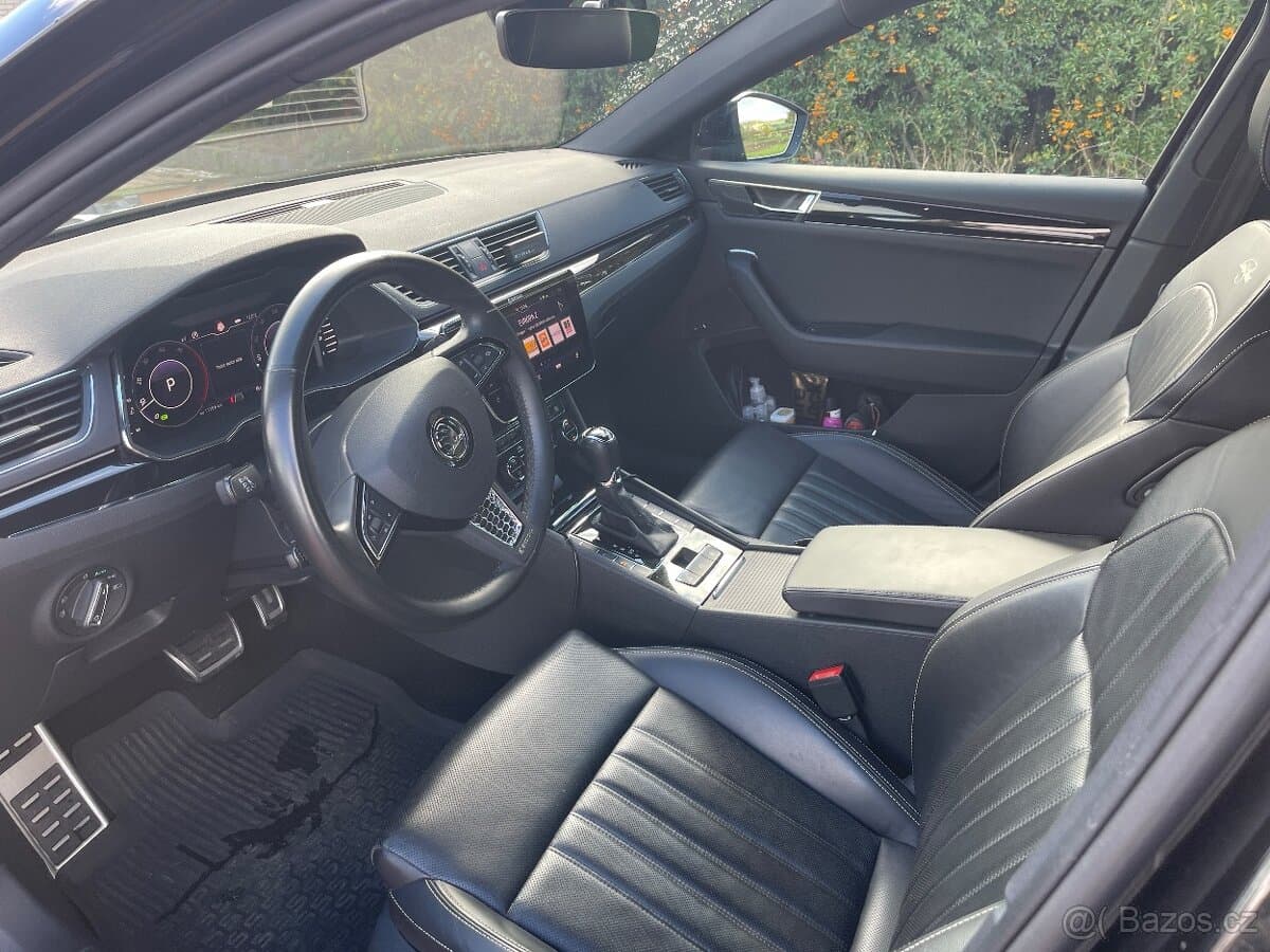 2020 Škoda SUPERB - 6