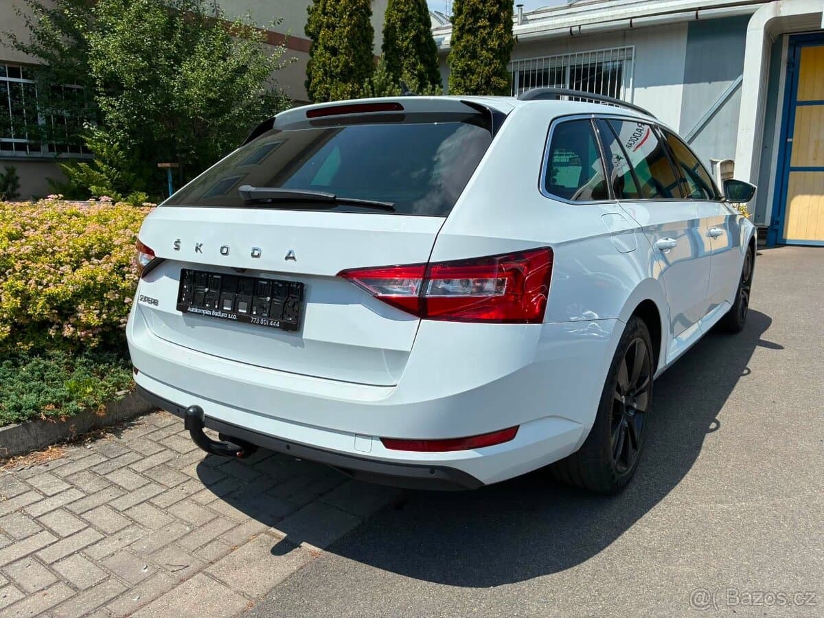2020 Škoda SUPERB - 6