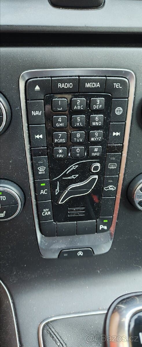 2018 Volvo V40 - 6