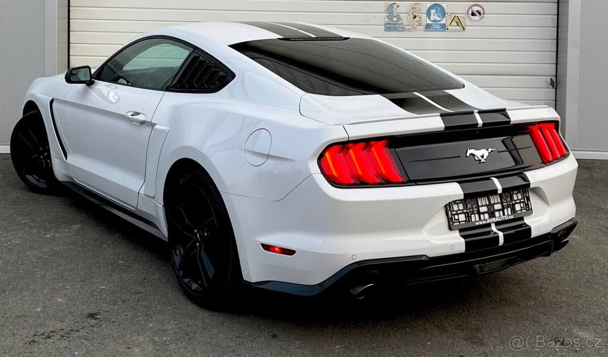 2019 Ford MUSTANG - 6