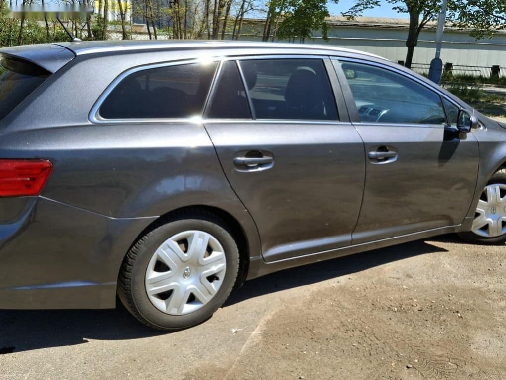 2013 Toyota AVENSIS - 6