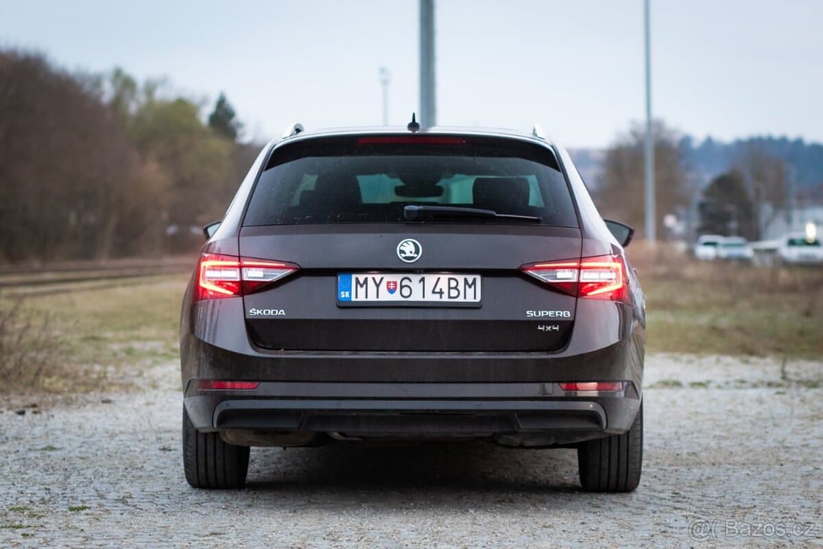 2015 Škoda SUPERB - 6