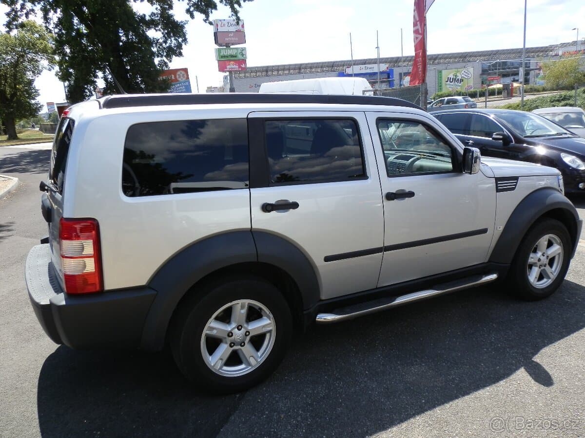 2007 Dodge NITRO - 6
