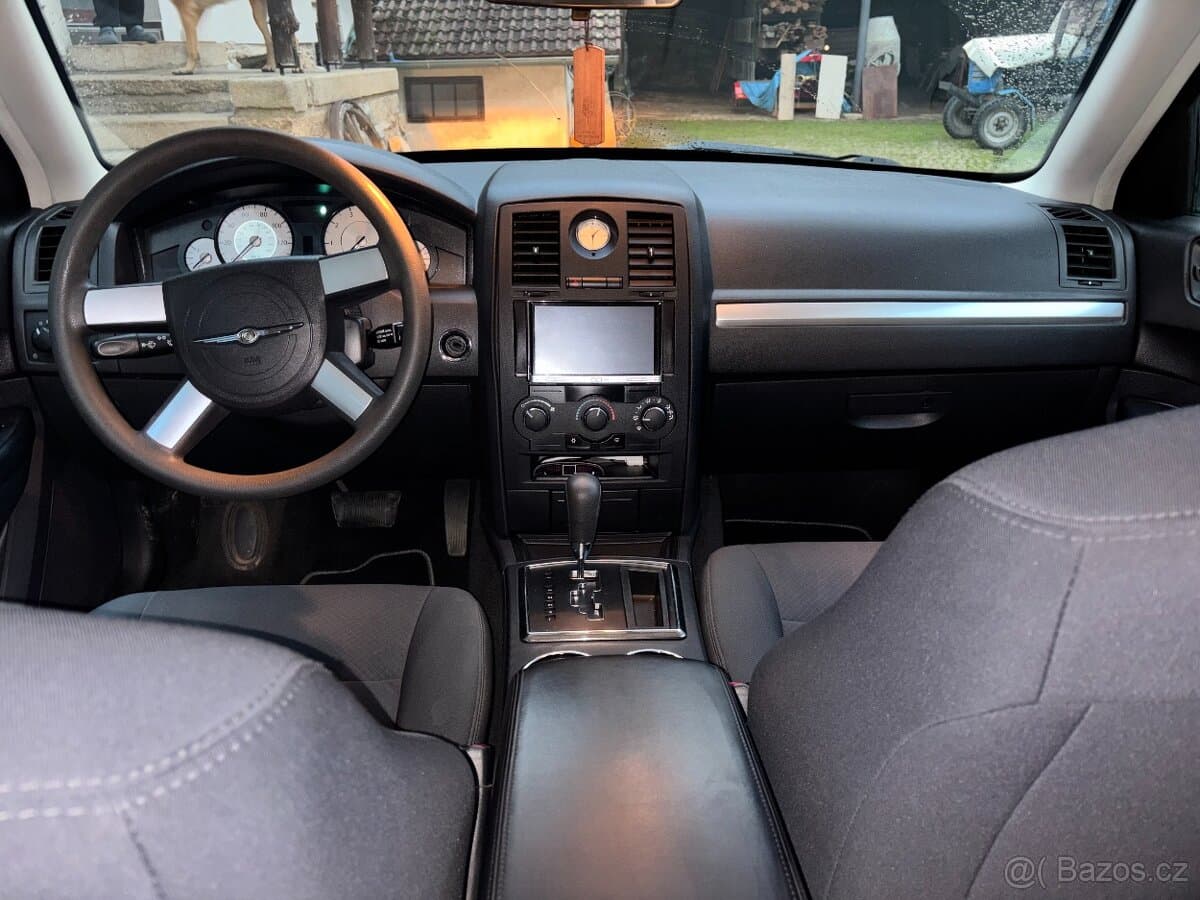 2008 Chrysler 300C - 6