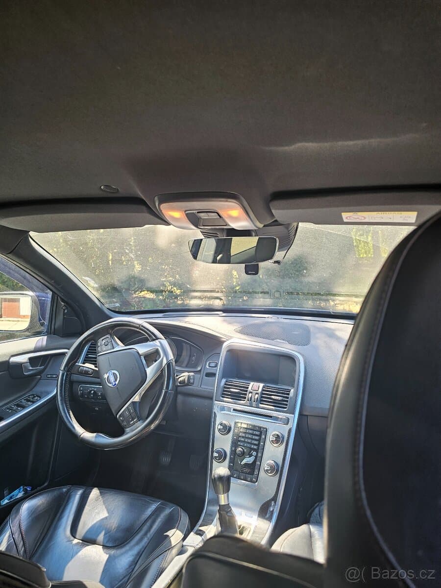 2015 Volvo XC60 - 6