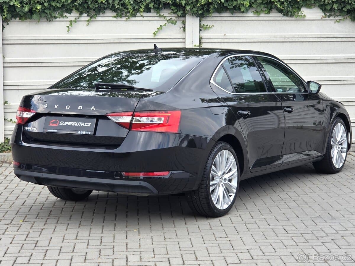 2020 Škoda SUPERB - 6