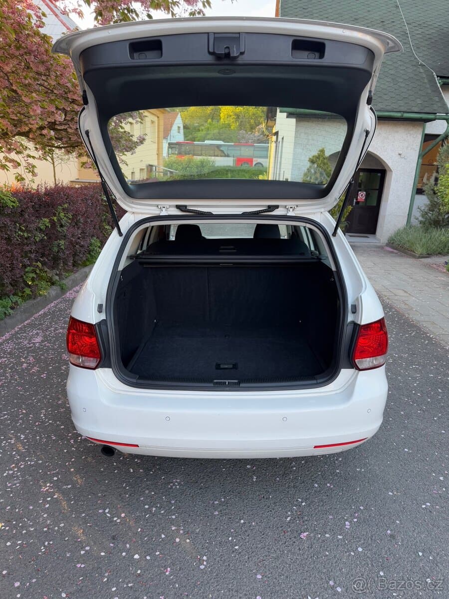 2010 Volkswagen GOLF - 6