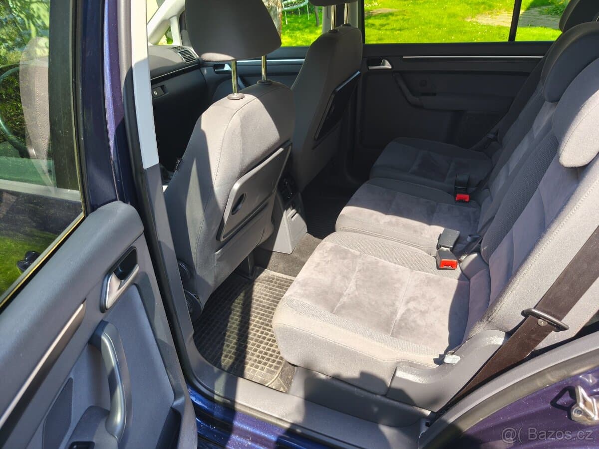 2011 Volkswagen TOURAN - 6