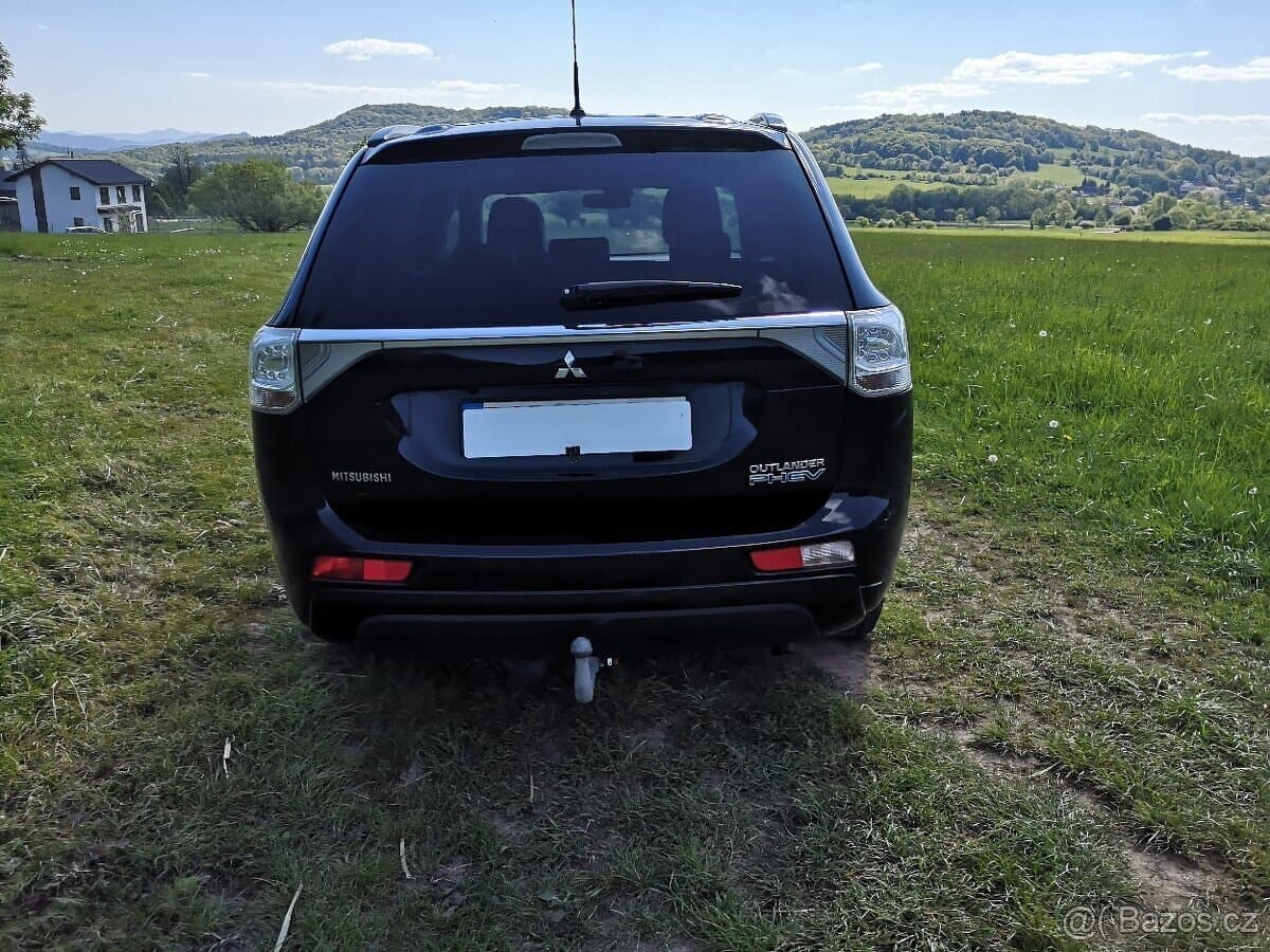 2014 Mitsubishi OUTLANDER - 6
