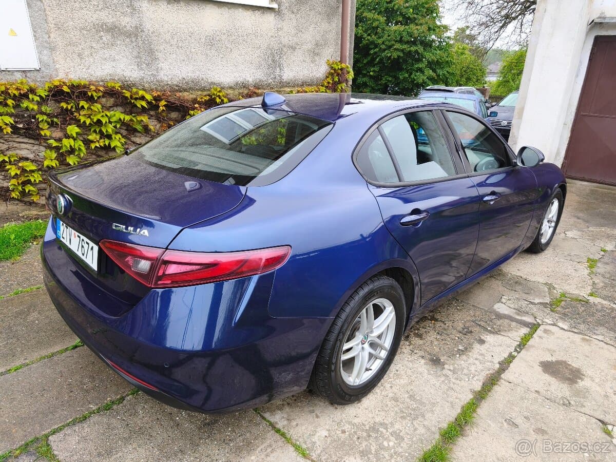2018 Alfa Romeo GIULIA - 6