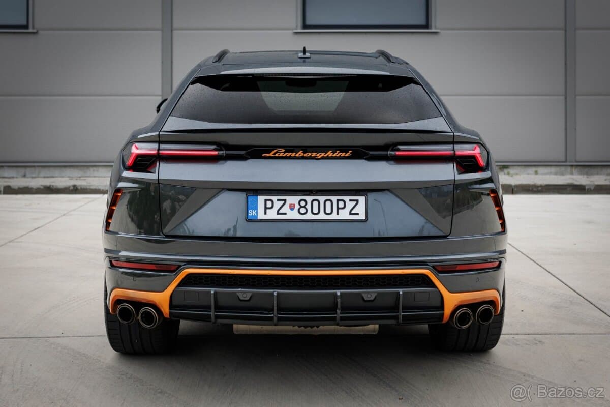 2020 Lamborghini URUS - 6
