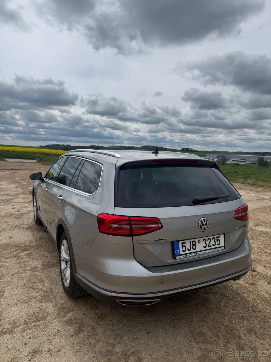 Volkswagen PASSAT - 6