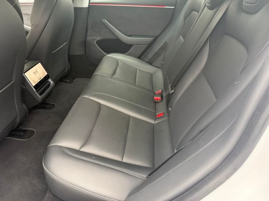 2024 Tesla MODEL 3 - 6