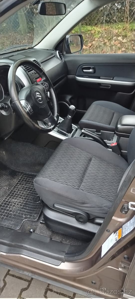 2014 Suzuki GRAND - 6