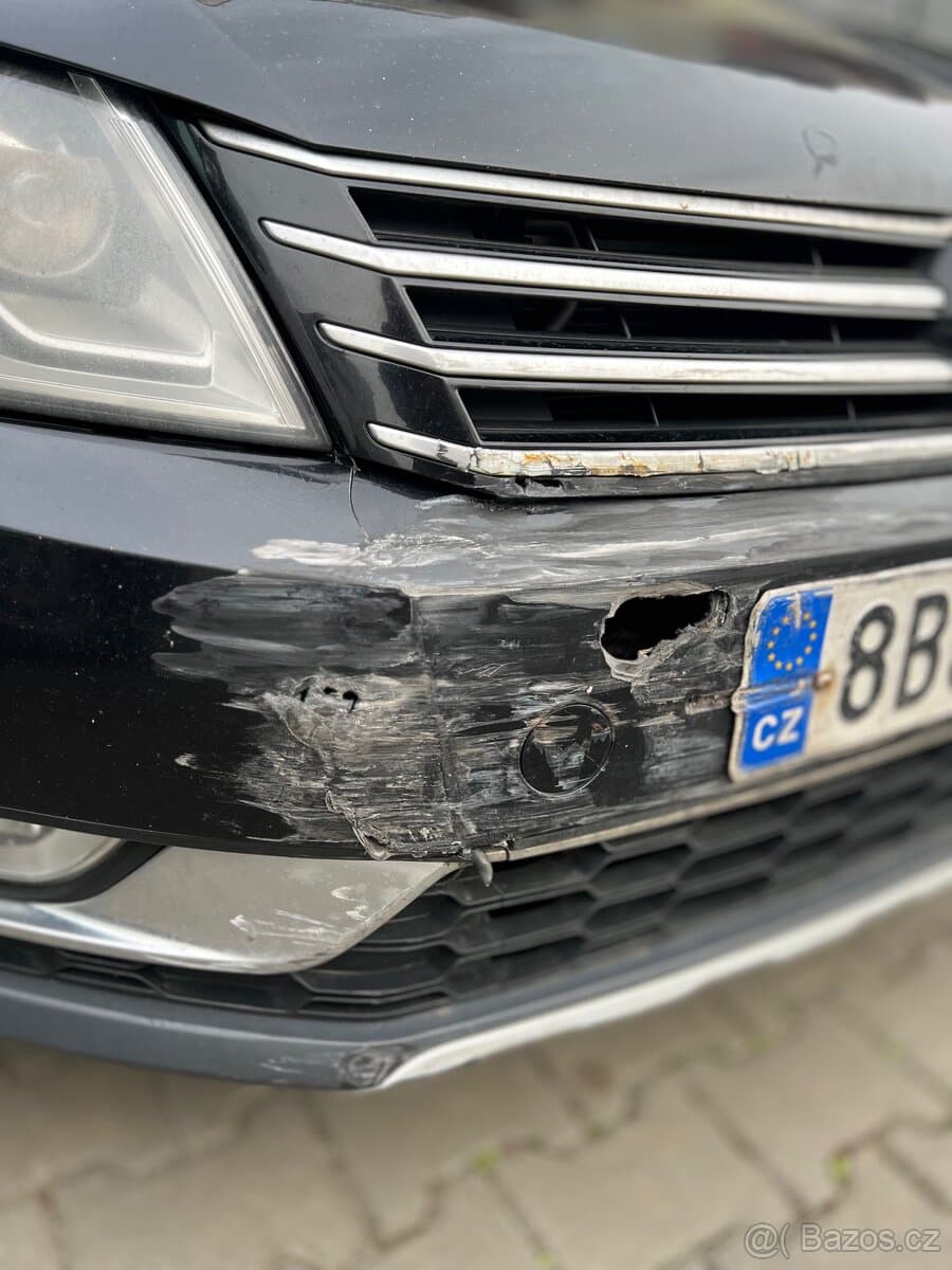 2012 Volkswagen PASSAT - 6