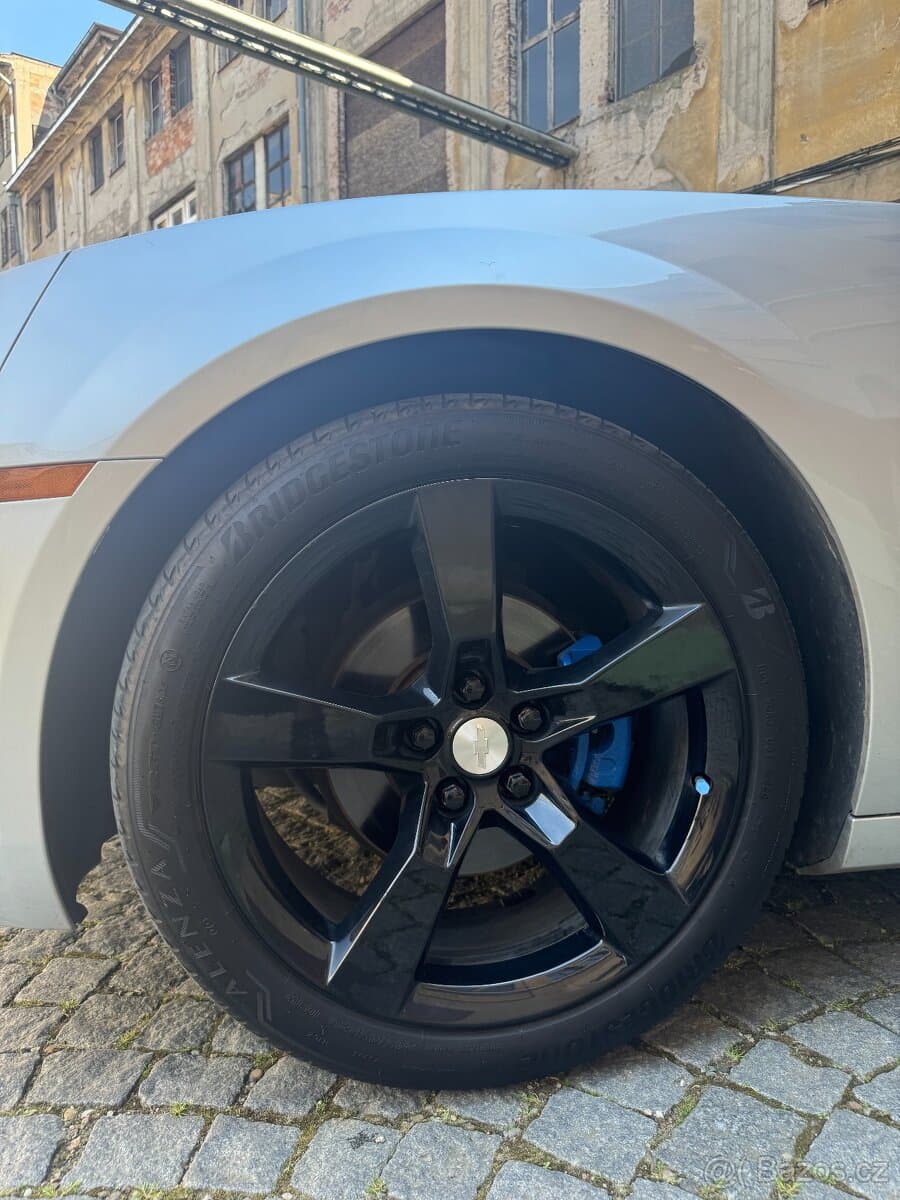 2015 Chevrolet CAMARO - 6