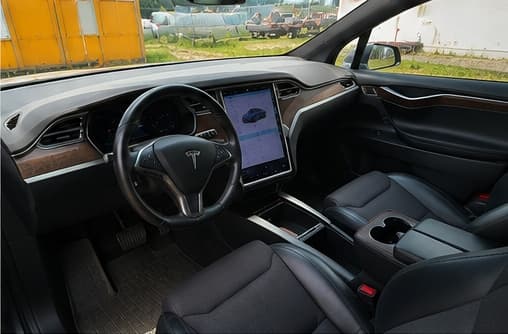 2017 Tesla MODEL X - 6