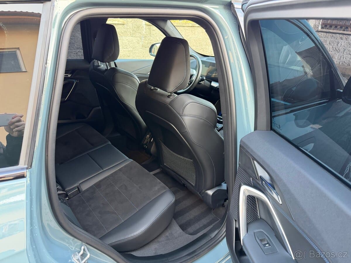 2024 BMW X1 - 6