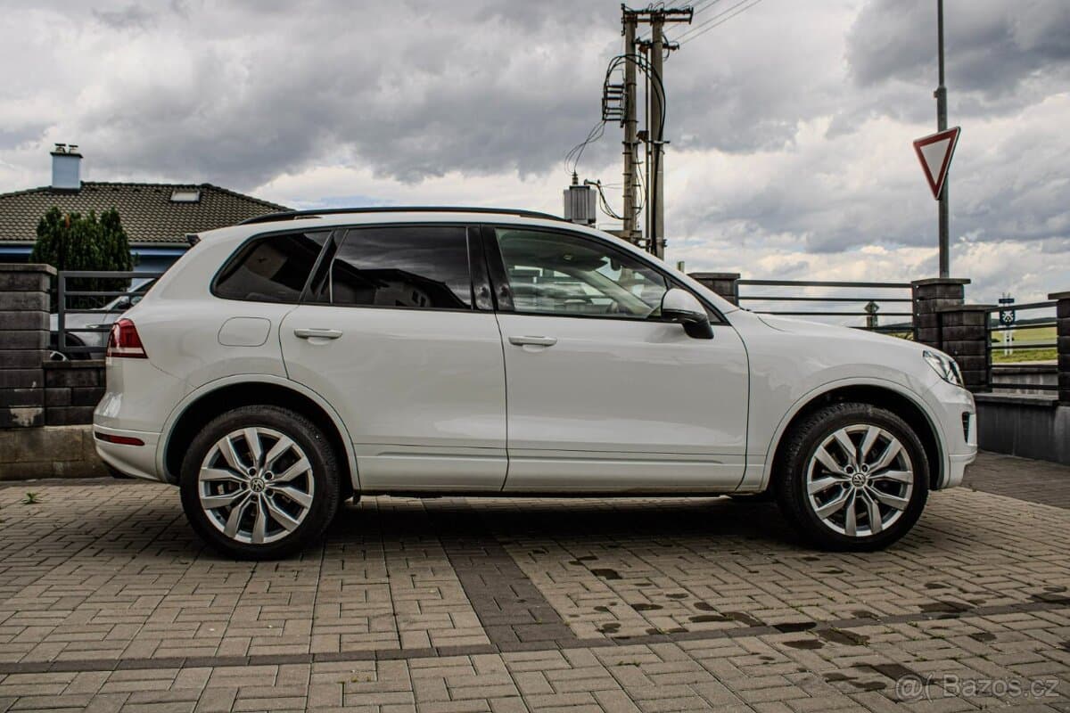 2016 Volkswagen TOUAREG - 6