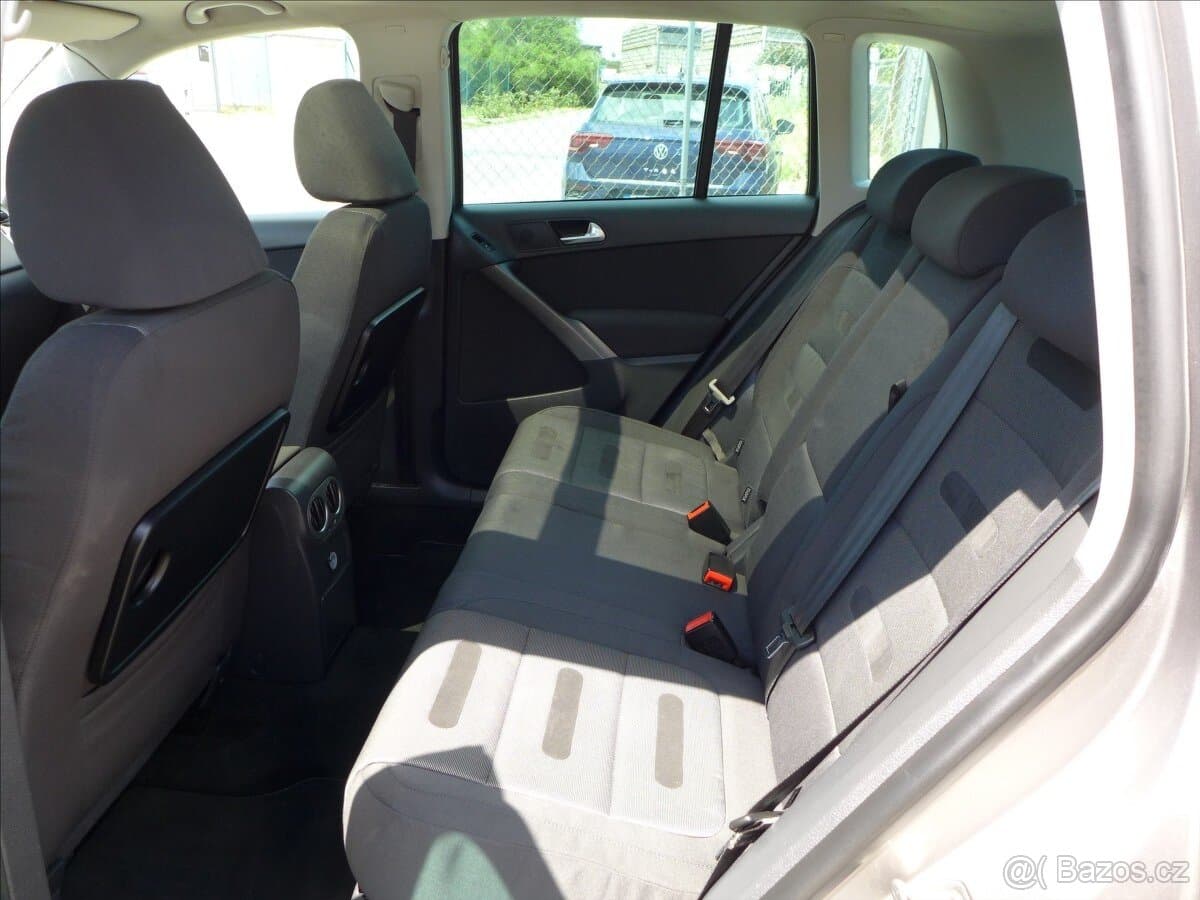 2009 Volkswagen TIGUAN - 6