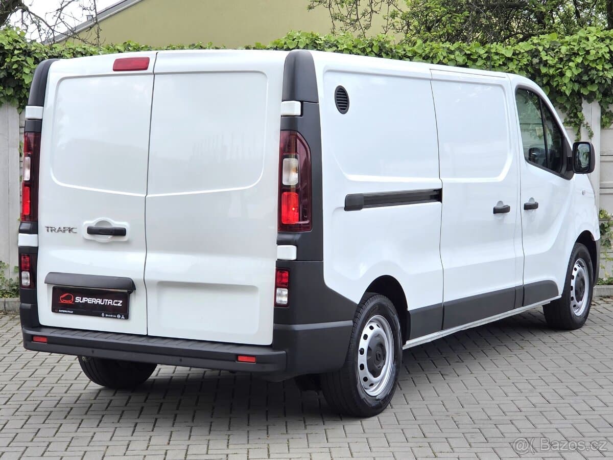 2021 Renault TRAFIC - 6