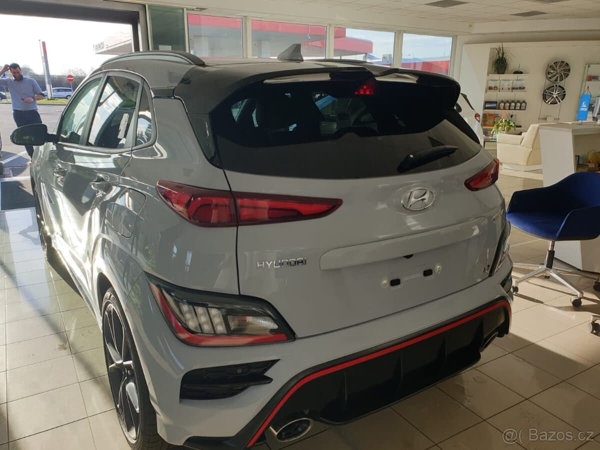 2023 Hyundai KONA - 6