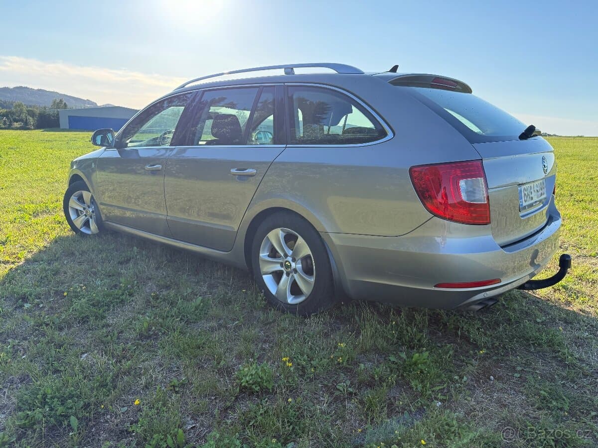 2012 Škoda SUPERB - 6