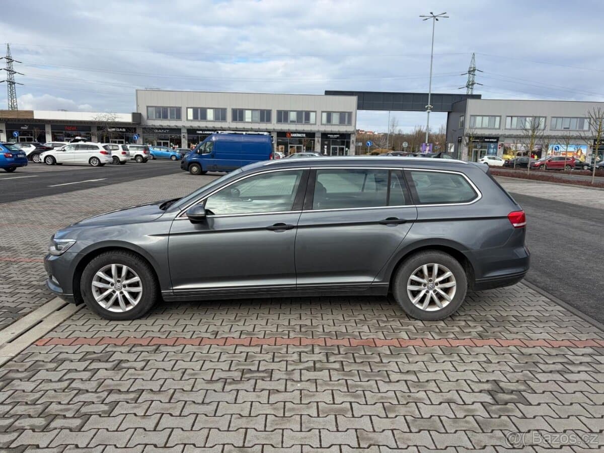 2016 Volkswagen PASSAT - 6