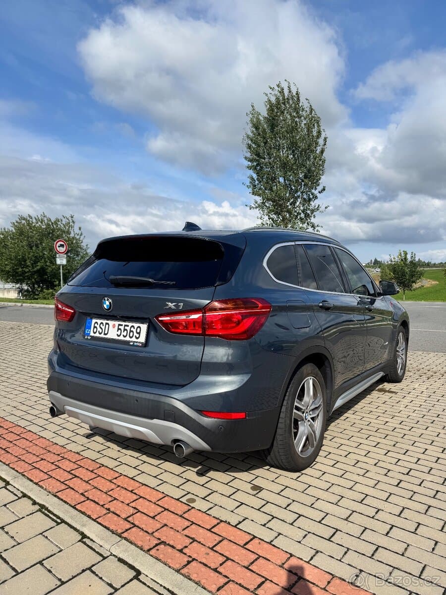 2018 BMW X1 - 6