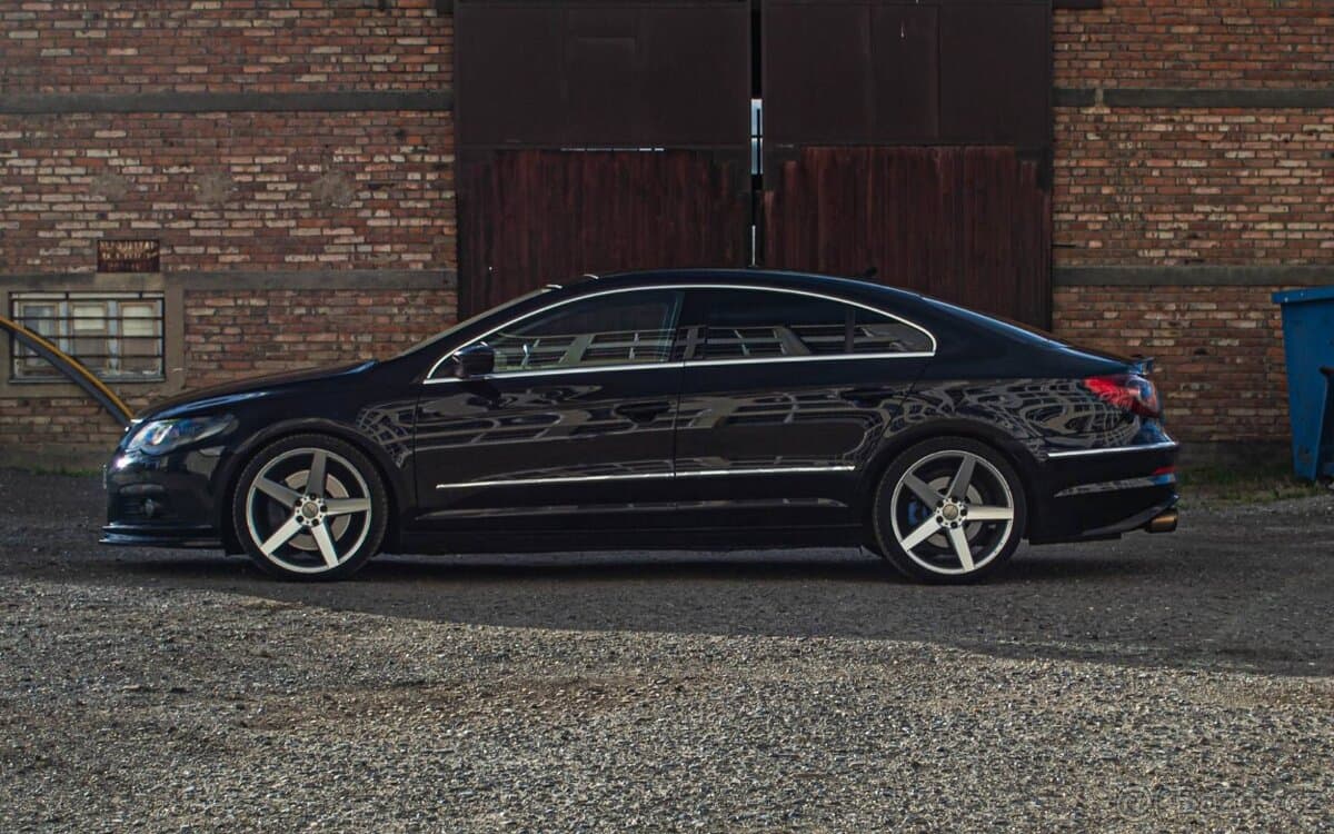 2010 Volkswagen PASSAT CC - 6