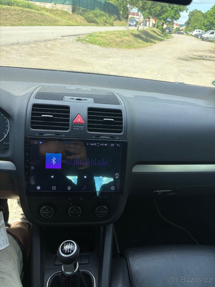 2005 Volkswagen GOLF - 6
