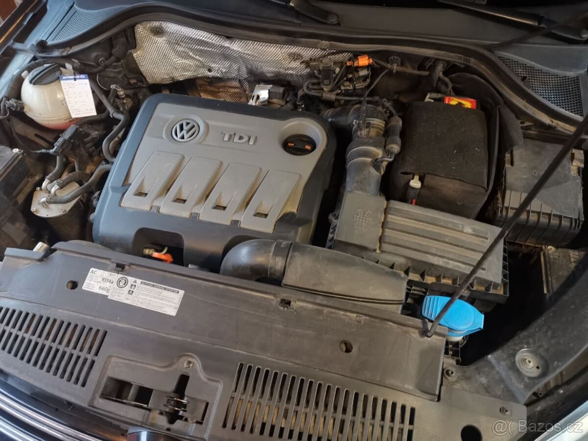 2011 Volkswagen TIGUAN - 6