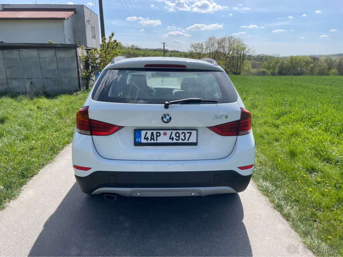 2015 BMW X1 - 6